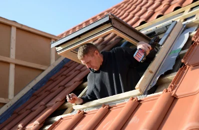 Pose de fenêtres de toit Velux à Nauviale